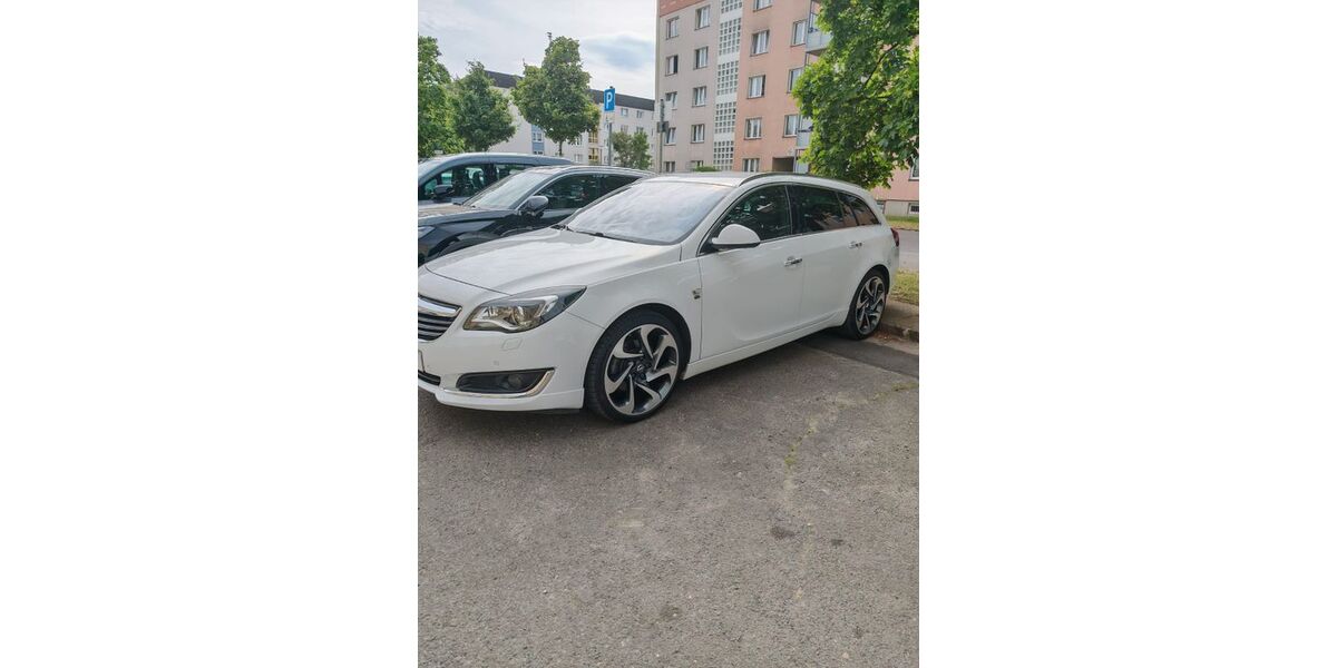 Opel Insignia 140.000 km 9.600 &euro; Dresden 01237