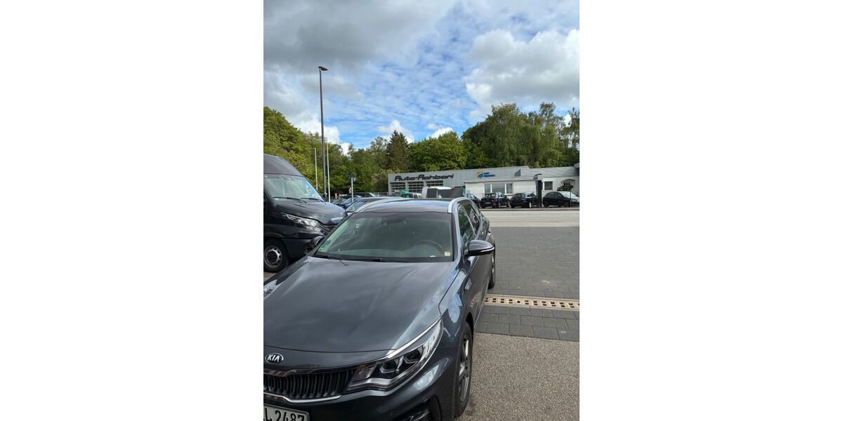 Kia Optima 68.230 km 15.399 &euro; Kiel 24159