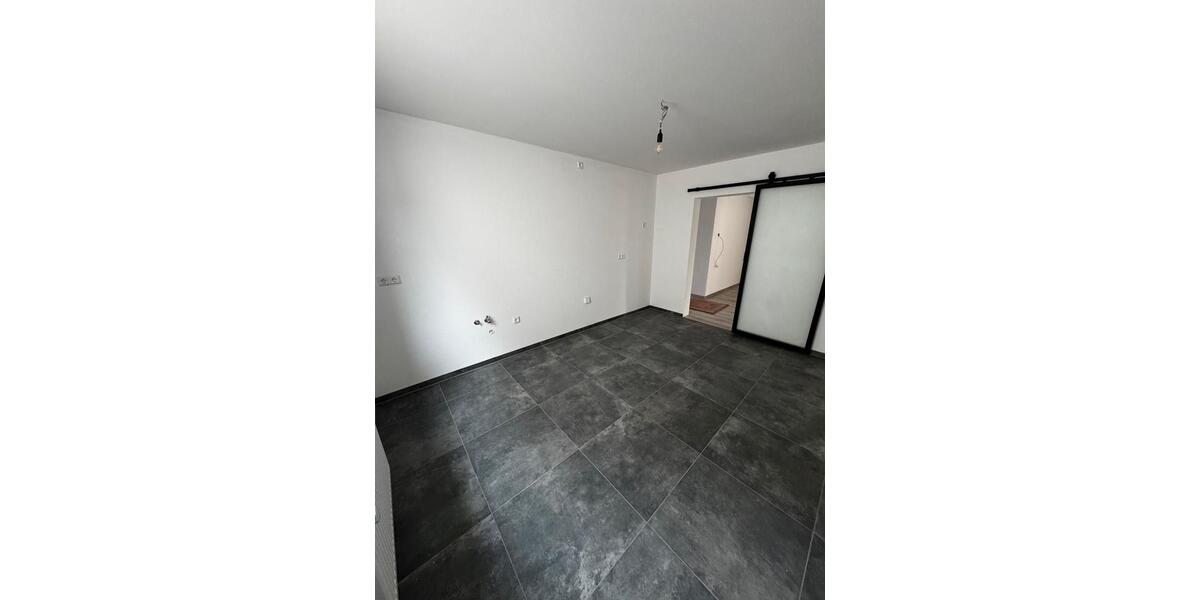 Etagenwohnung Laupheim - 3.5 Zimmer, 90 m&sup2;, 1.150&euro; | Angebot:25512999
