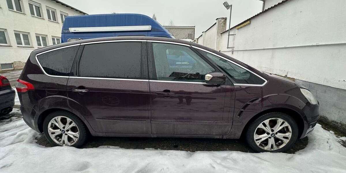 Ford S-Max 212.000 km 4.990 &euro; Ballenstedt 06493