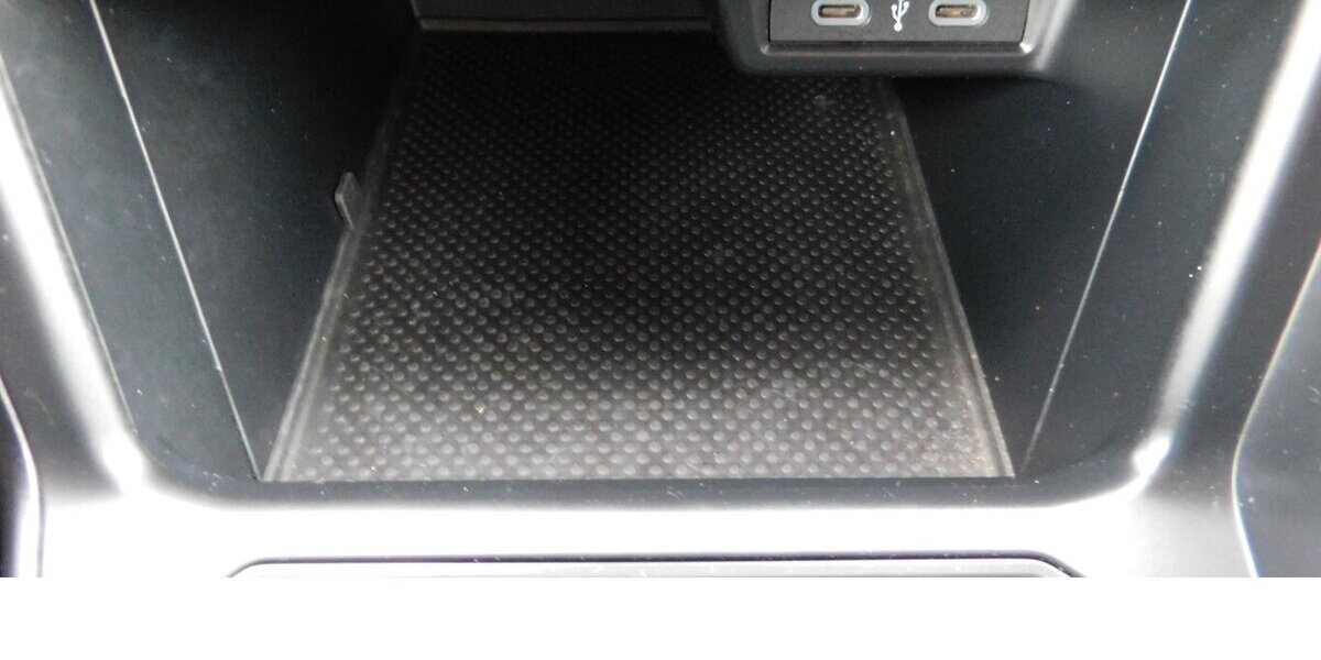 VW Taigo 1.0 TSI BMT Klima Radio Navi Klima 32.500 km 15.990 &euro; Vordorf 38533
