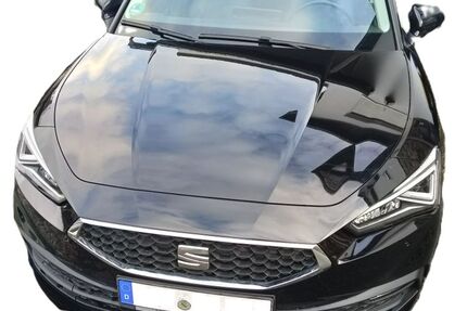 Seat Leon 81.500 km 15.400 &euro; Schwarzenberg 08340
