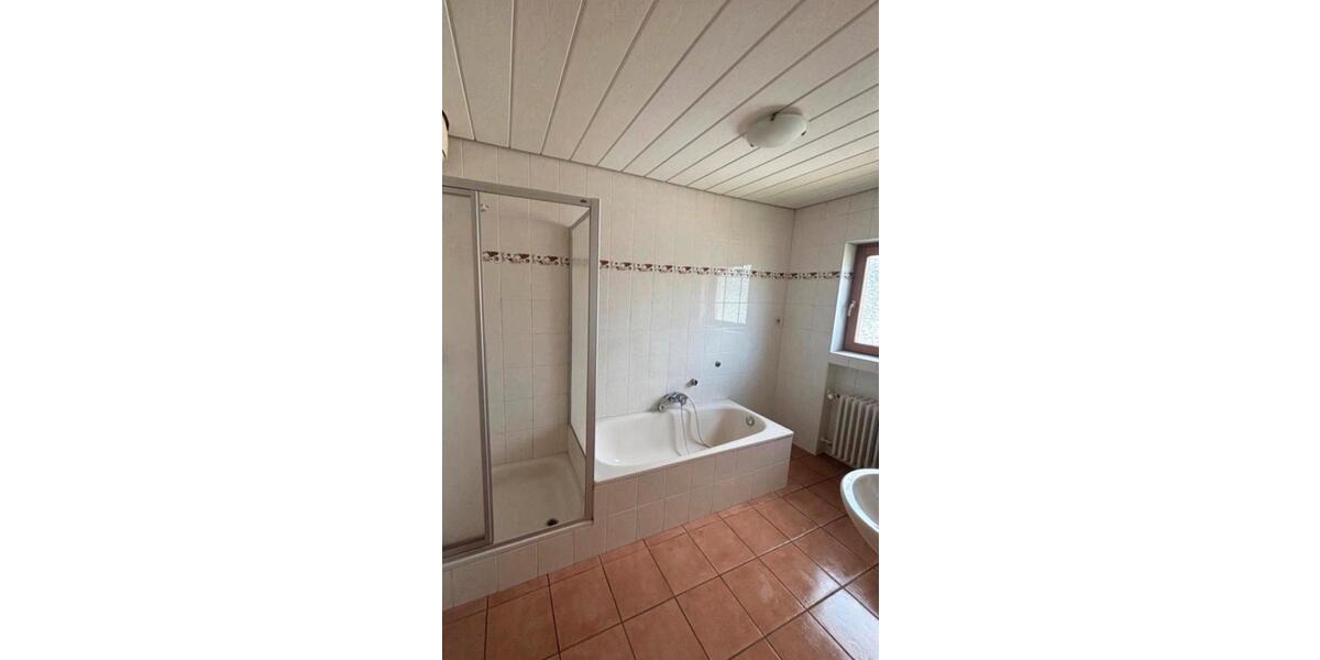 Dachgeschoßwohnung Wittlich - 5 Zimmer, 84 m&sup2;, 700&euro; | Angebot:26567143