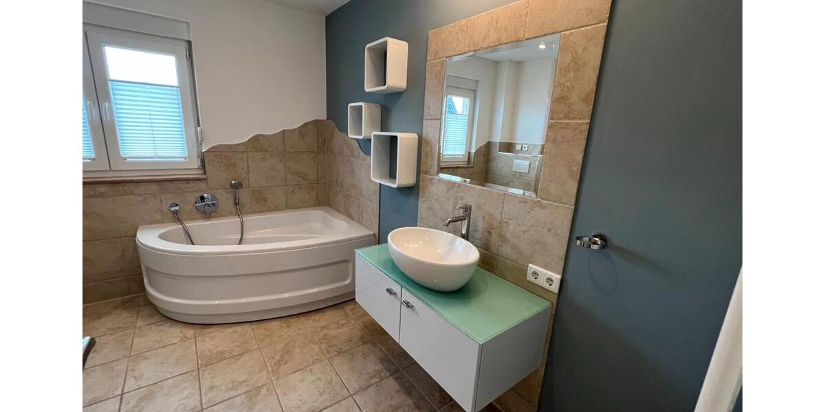 Etagenwohnung Velpke - 4.5 Zimmer, 147 m&sup2;, 1.320&euro; | Angebot:26406029