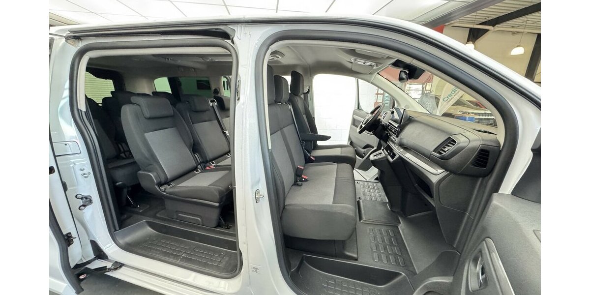 Opel Zafira Life Edition XL 2.0D 180 PS 9 Sitze LED 41.800 km 32.690 &euro; Lich 35423