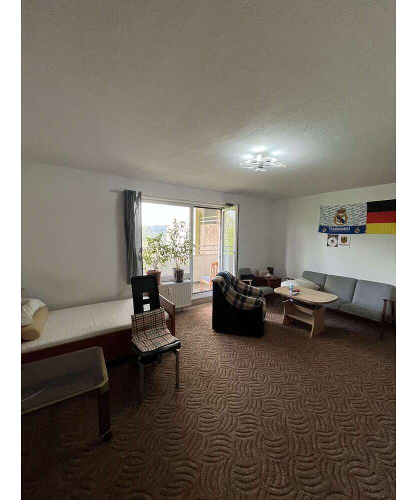 Wohnung zum Kaufen in Saarbrücken 55.000 € 30 m²