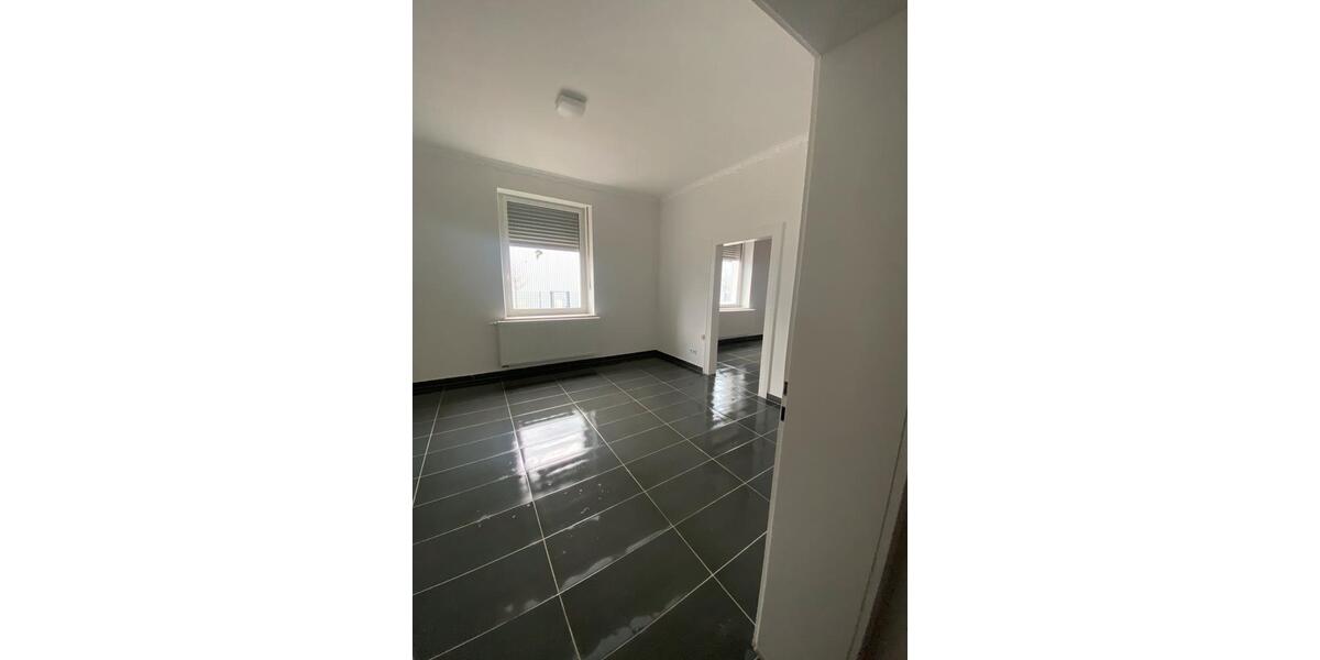 Reihenhaus Zweibrücken - 3 Zimmer, 115 m&sup2;, 1.200&euro; | Angebot:24791425