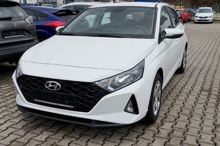 Hyundai i20 31.281 km 14.580 &euro; Traunstein 83278