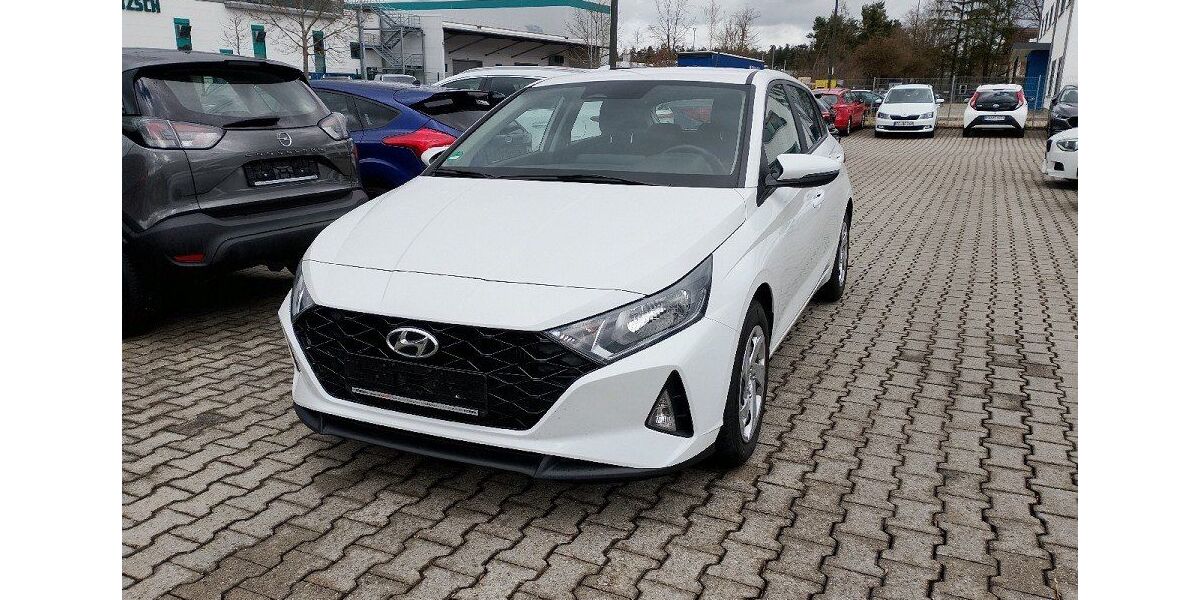 Hyundai i20 31.281 km 14.580 &euro; Traunstein 83278