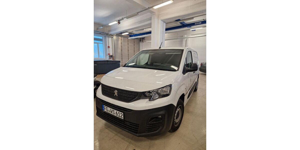 Peugeot Partner 30.000 km 19.800 &euro; Freiberg 09599