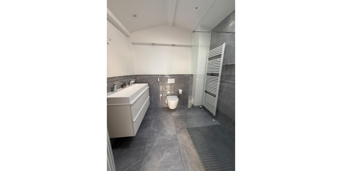 Einfamilienhaus Ludwigshafen am Rhein Ludwigshafen-Oggersheim - 3 Zimmer, 105 m&sup2;, 1.100&euro; | Angebot:24527894