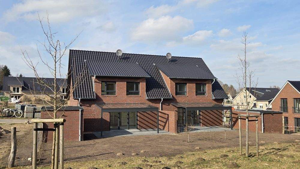 Doppelhaushälfte Bispingen - 5 Zimmer, 156 m&sup2;, 589.000&euro; | Angebot:25697844