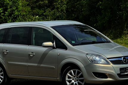Opel Zafira 245.000 km 2.500 &euro; Murr 71711