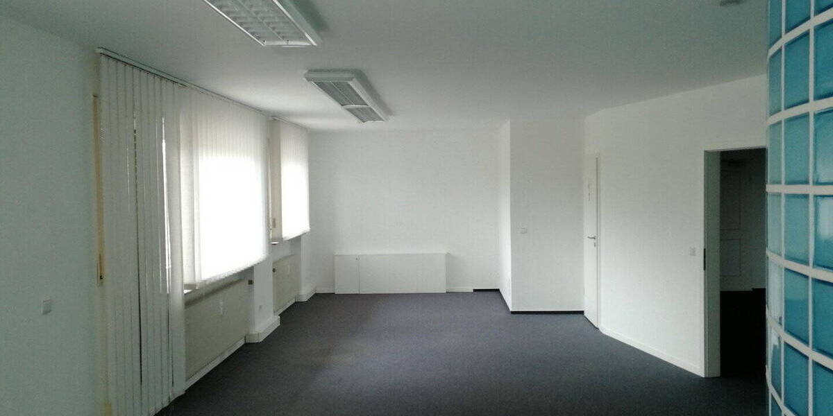 Gewerbeobjekt Landau - 1.400&euro; | Angebot:26542465