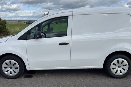 Mercedes-Benz Citan 128.000 km 12.900 &euro; Künzell 36093