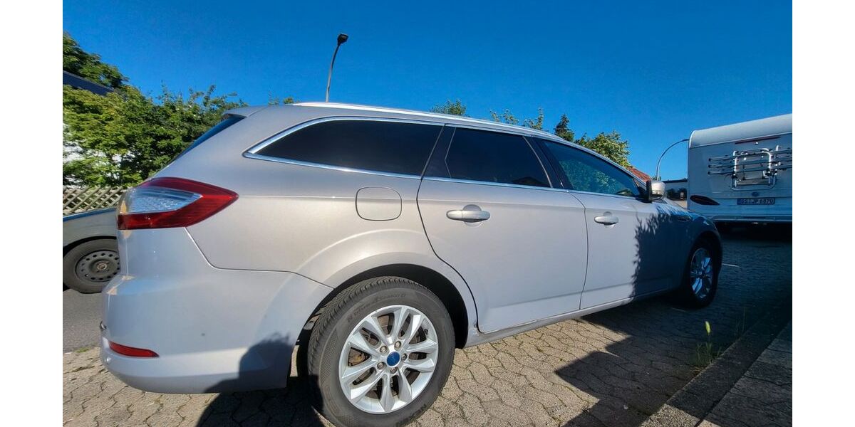 Ford Mondeo 344.000 km 3.900 &euro; Braunschweg 38122