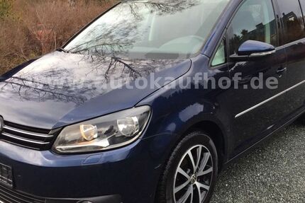 VW Touran 207.358 km 5.400 &euro; Neuensalz - Mechelgrün 08541