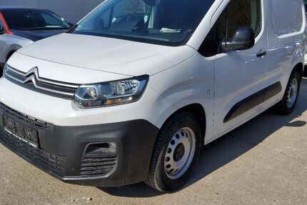 Citroen Berlingo 12.390 km 16.900 € Niederzier 52382