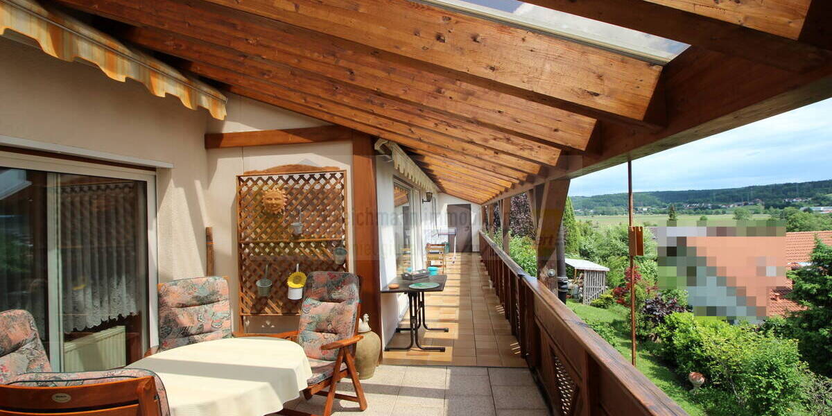 Wohnen auf einer Ebene mit Weitblick: Gepflegter Bungalow mit Einliegerwohnung, sonnigem Garten und Panorama in Toplage von Blumberg! 5 zimmer