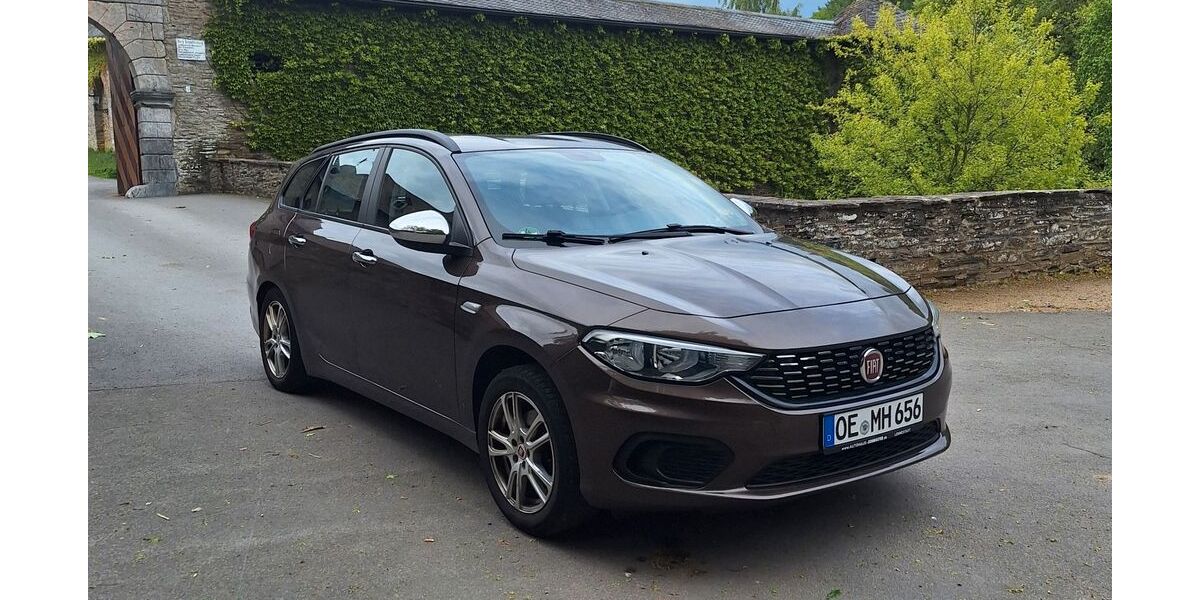 Fiat Tipo 55.000 km 9.400 &euro; Lennestadt 57368