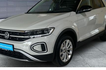 VW T-Roc 1.979 km 29.990 &euro; Königs-Wusterhausen 15711