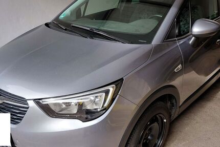 Opel Crossland (X) 30.050 km 11.900 &euro; Fellbach 70734