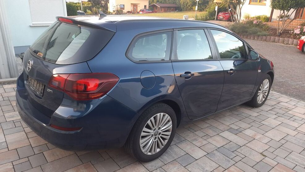 Opel Astra 224.460 km 2.999 € Lörzweiler 55296