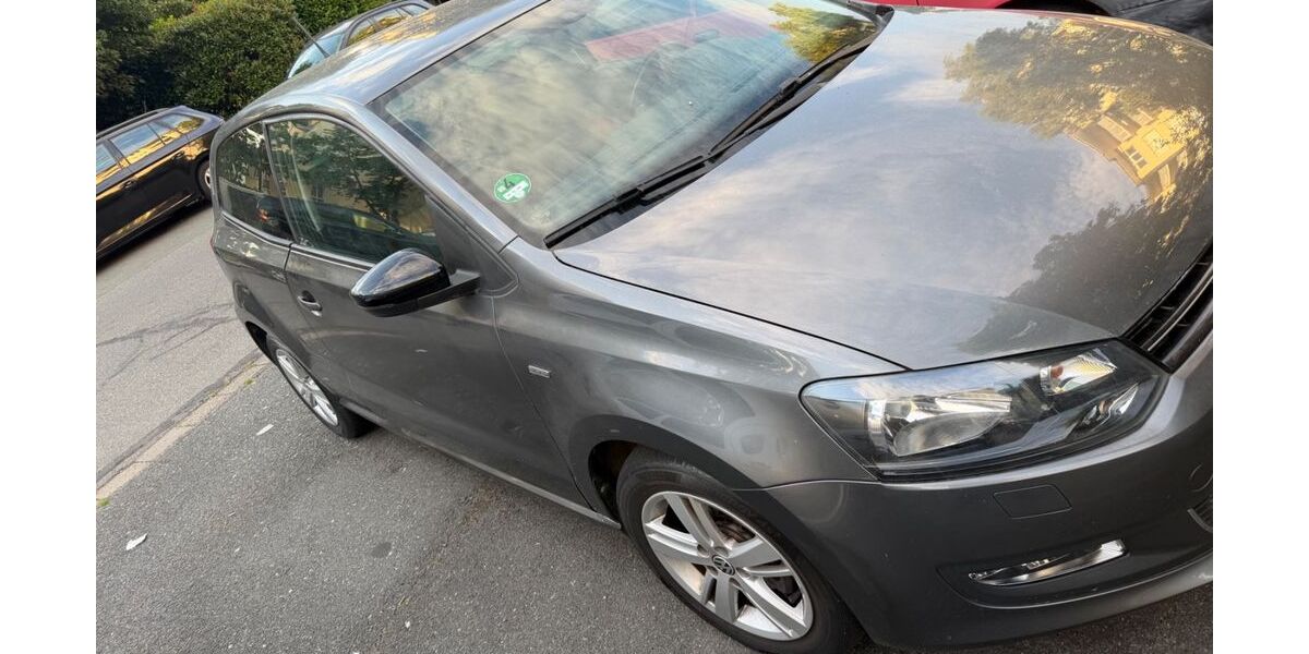 VW Polo 86.000 km 4.950 &euro; Neu-Isenburg 63263