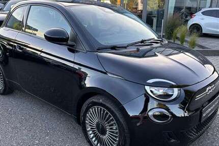 Fiat 500e 25.000 km 14.990 &euro; Leer 26789