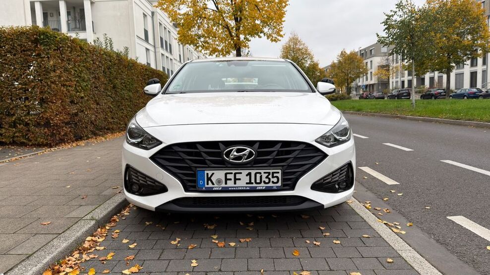 Hyundai i30 60.193 km 16.500 € Köln 50859