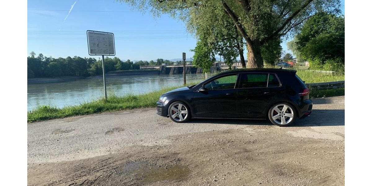 VW Golf 132.000 km 13.500 &euro; Schnelldorf 91625