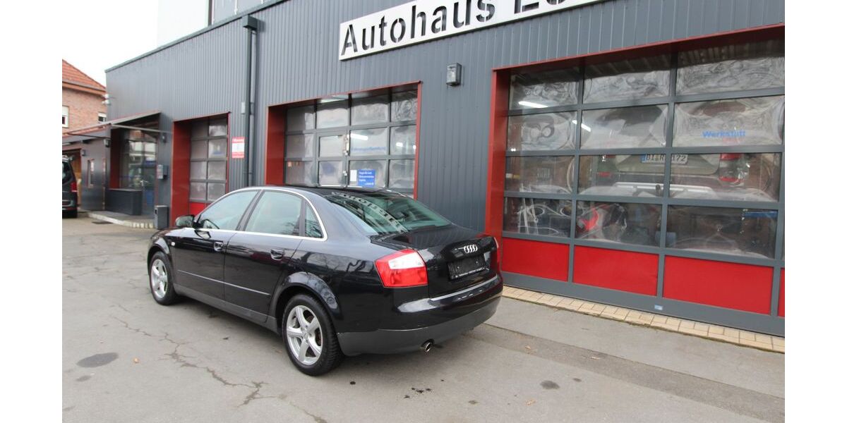 Audi A4 92.200 km 3.950 &euro; Schloß Holte 33758