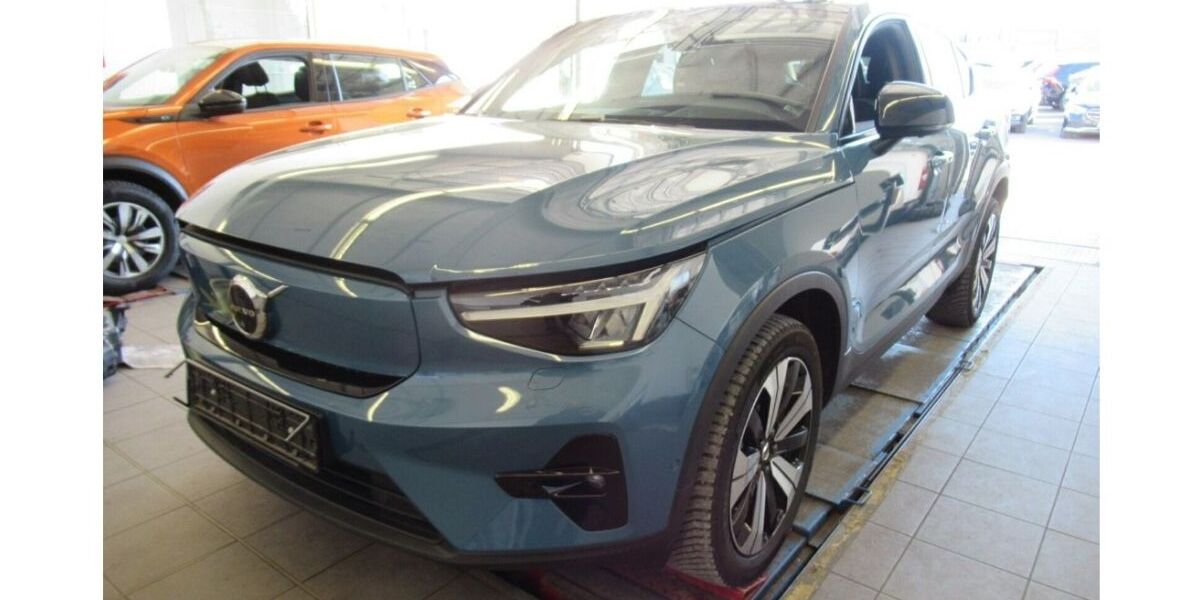 Volvo C40 42.658 km 30.850 &euro; Paderborn 33106