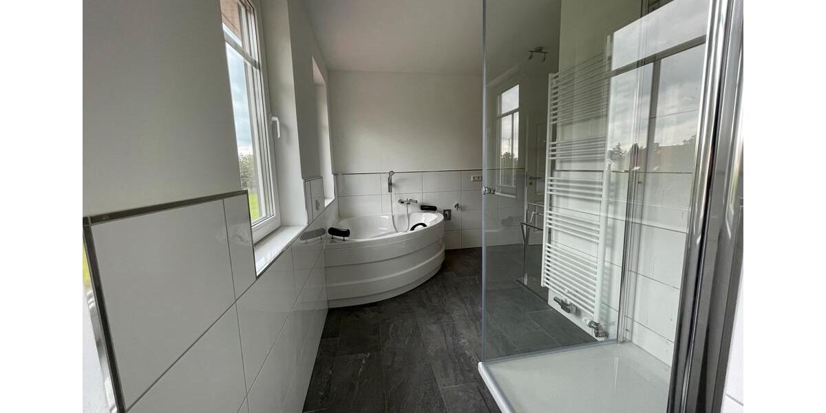 Etagenwohnung Lemwerder - 2 Zimmer, 82 m&sup2;, 790&euro; | Angebot:26619807