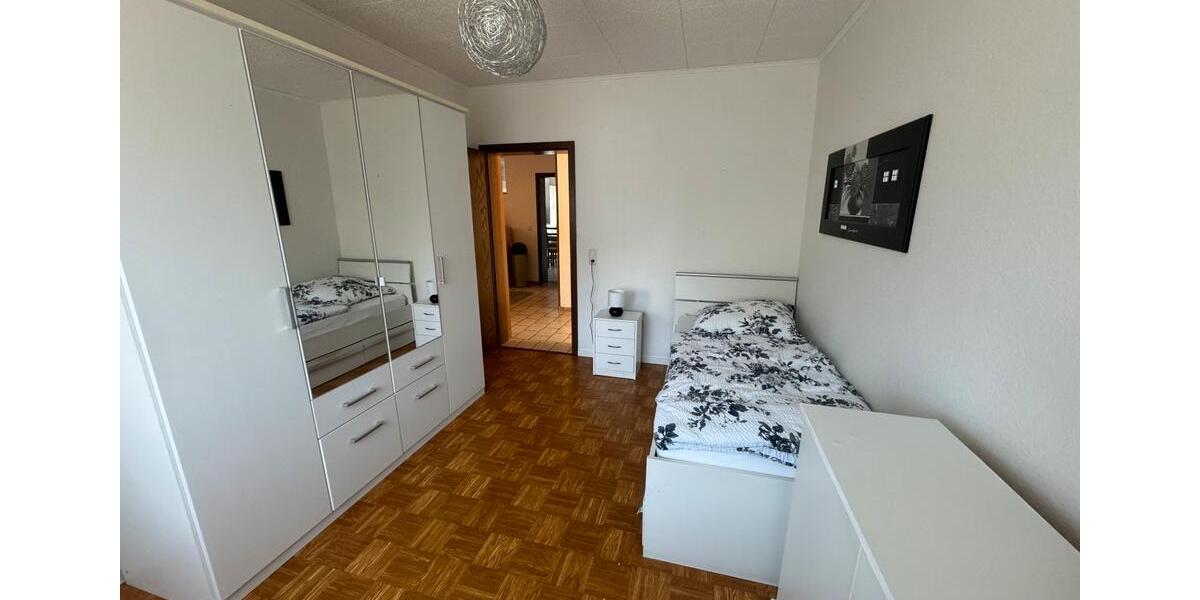 Einfamilienhaus Überherrn - 3 Zimmer, 140 m&sup2;, 1.450&euro; | Angebot:25489094