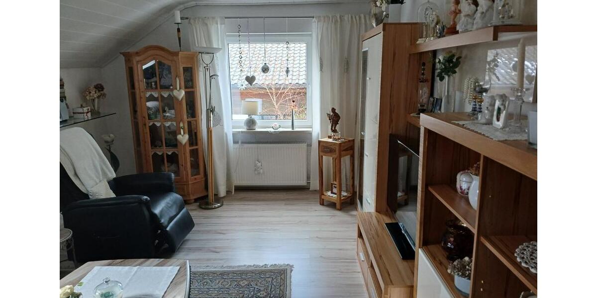Dachgeschoßwohnung Salzweg - 2 Zimmer, 75 m&sup2;, 650&euro; | Angebot:25407928