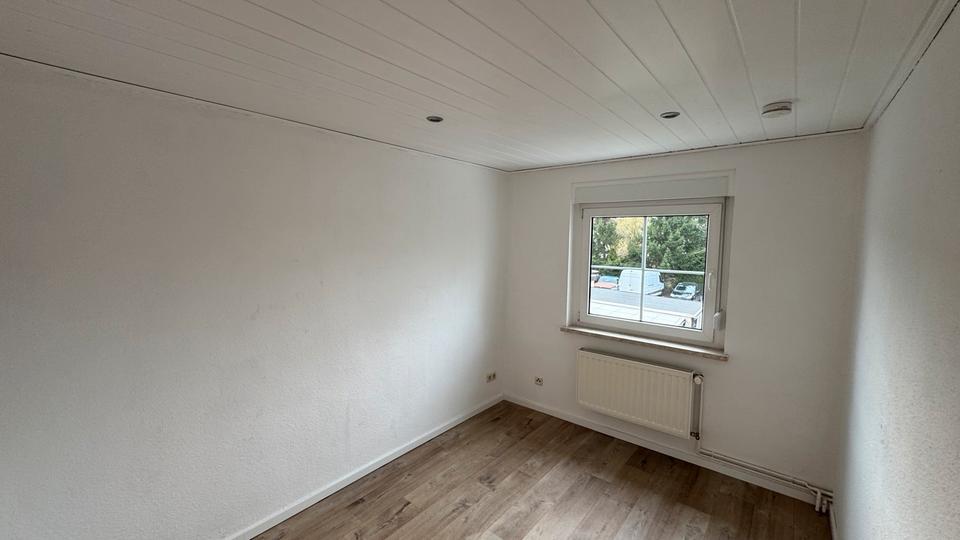 Etagenwohnung Mücheln (Geiseltal) - 3 Zimmer, 52 m&sup2;, 315&euro; | Angebot:25884901