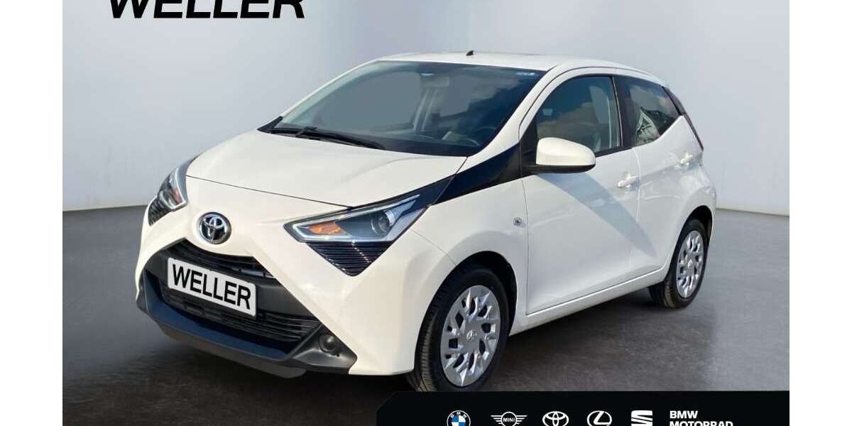 Toyota Aygo 56.504 km 10.990 &euro; Leipzig-Burghausen 04178