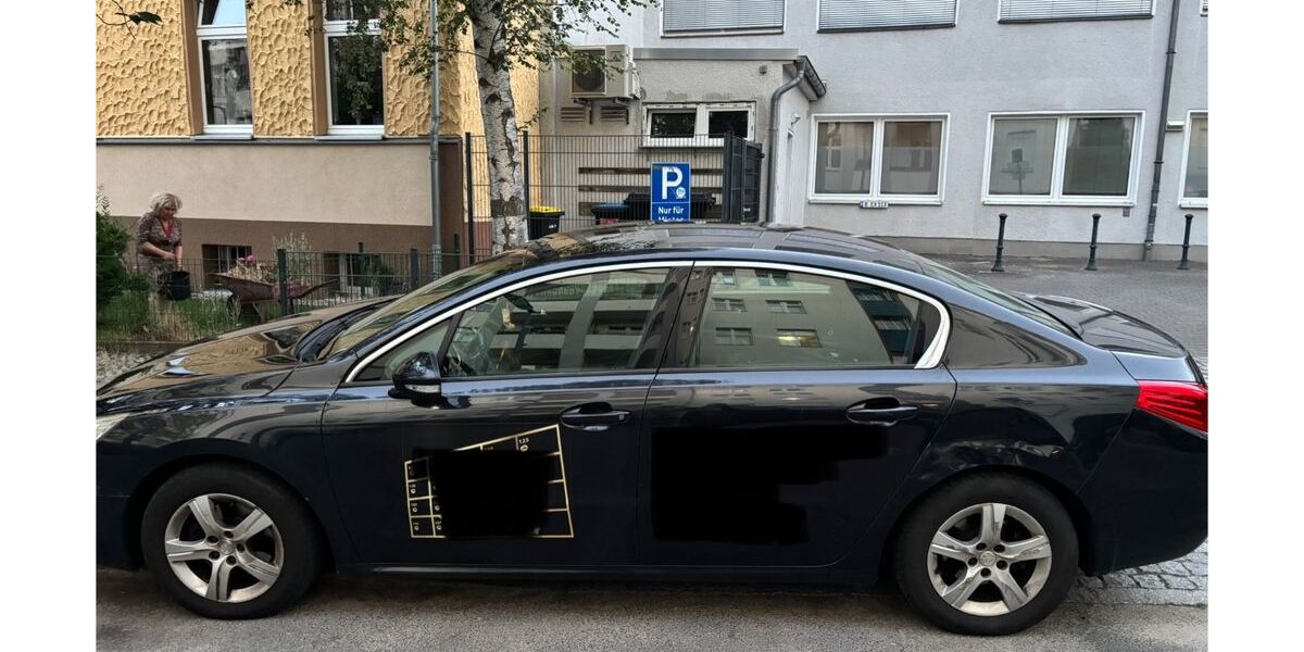 Peugeot 2008 360.000 km 2.100 &euro; Berlin 12165