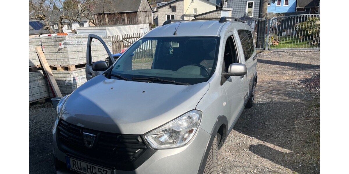 Dacia Dokker 117.500 km 12.000 € Cursdorf 98744