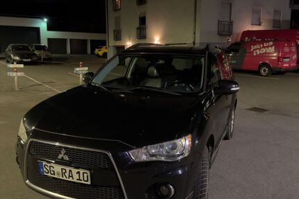 Mitsubishi Outlander 299.999 km 4.290 &euro; Solingen 42719