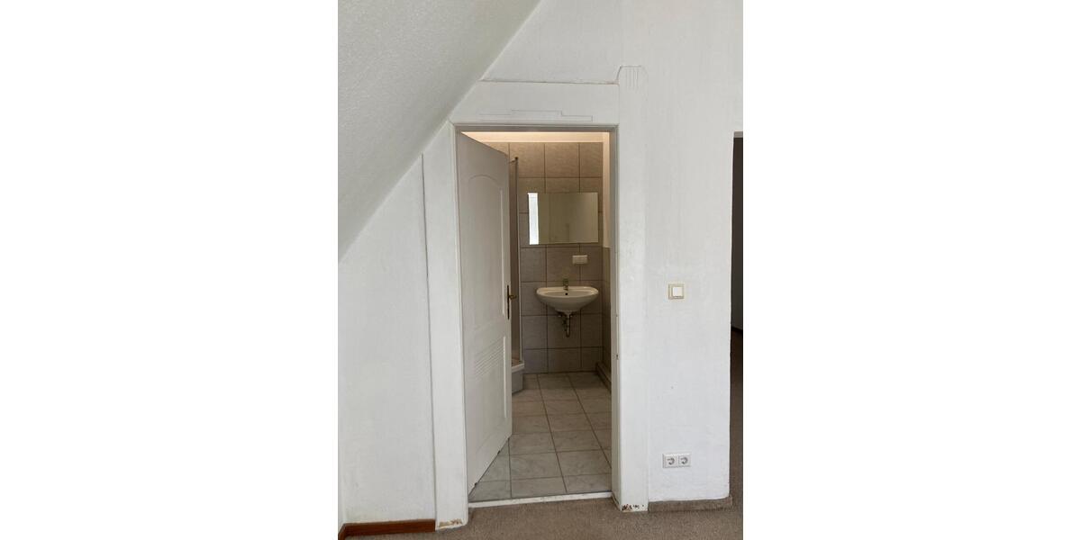 Etagenwohnung Haselbachtal - 2 Zimmer, 70 m&sup2;, 490&euro; | Angebot:26089876