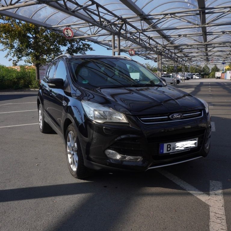 Ford Kuga 130.000 km 7.000 € Berlin 10315