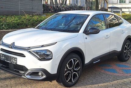 Citroen C4 X 14.081 km 21.500 &euro; Gersfeld 36129
