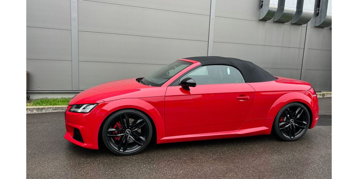 Audi TT 53.000 km 28.000 &euro; Meßkirch 88605