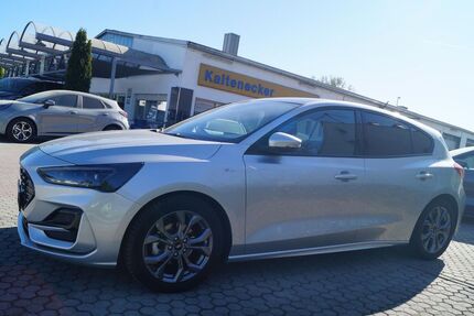 Ford Focus 10.000 km 22.900 &euro; Vohburg 85088