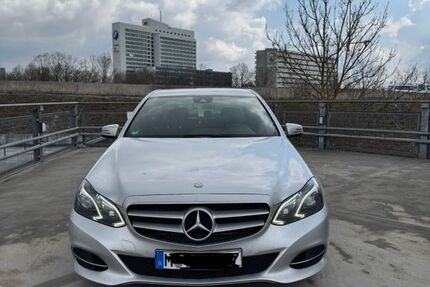 Mercedes E 220