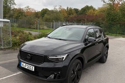 Volvo XC40 1.050 km 42.000 € Köln 50735