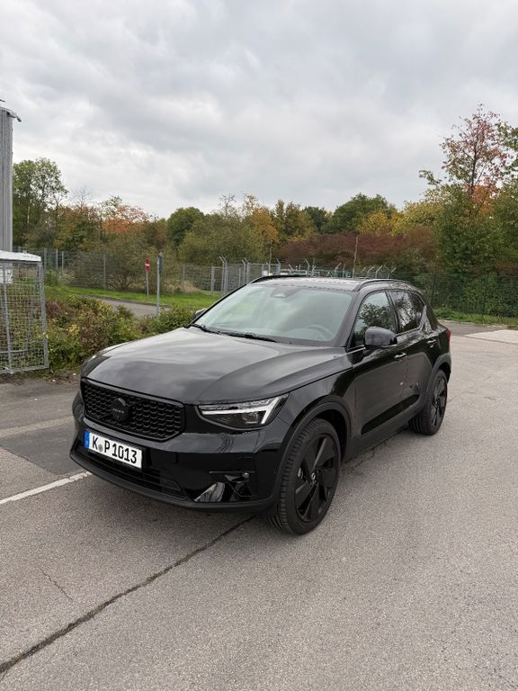 Volvo XC40 1.050 km 42.000 € Köln 50735