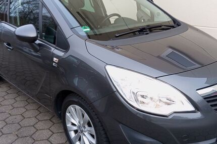 Opel Meriva 63.000 km 6.399 &euro; Hattingen 45527